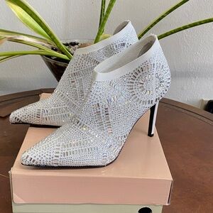 Thalia Sodi Karmen Elegant White Rhinestone Ankle Boots